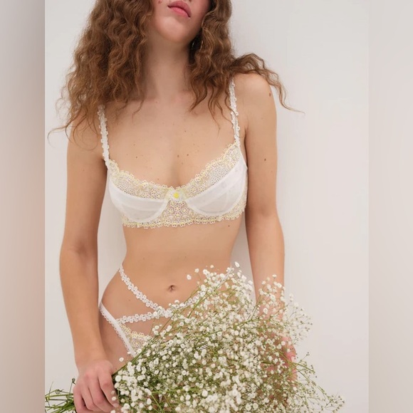 For love and lemons daisy set - Picture 3 of 10